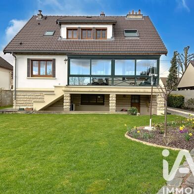 Maison 8 pièces 549990 €