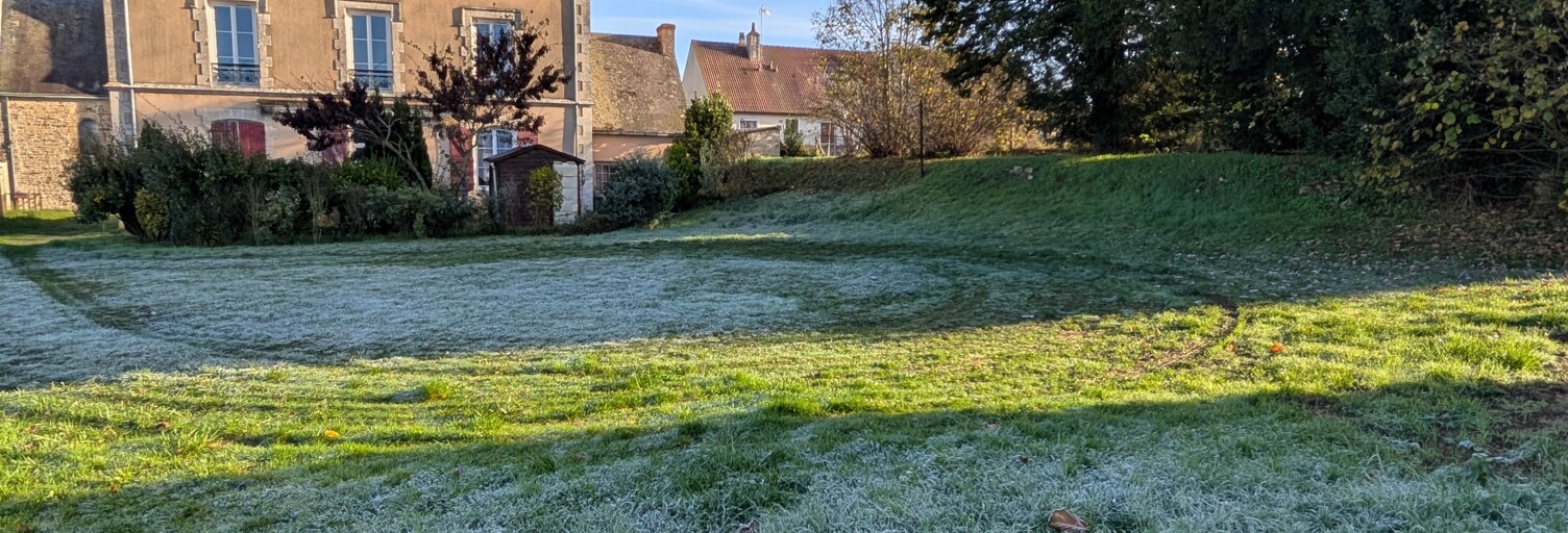 Terrain  617 m² à vendre à Sainte-Sabine-sur-Longève (72380)