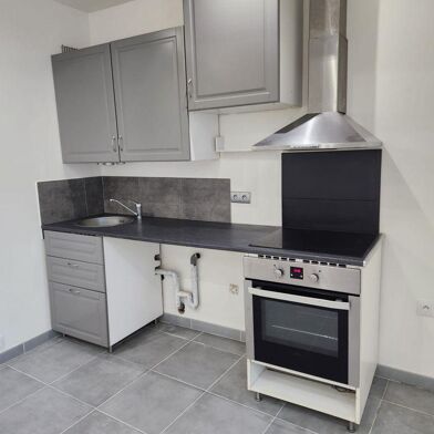 Appartement 3 pièces 720 €