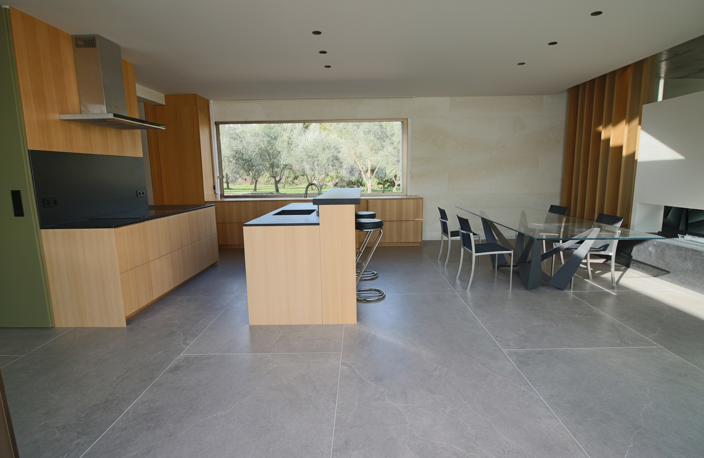 AIX EN PROVENCE - PROCHE CENTRE VILLE - VILLA CONTEMPORAINE-270 m2- — photo 4