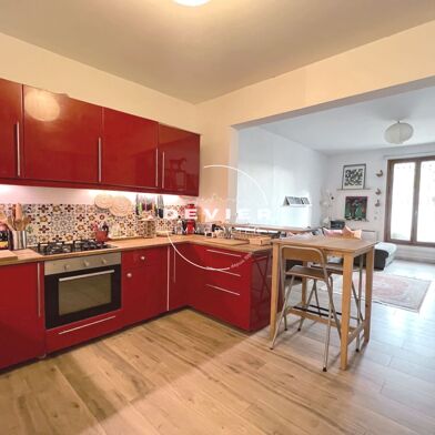 Appartement 4 pièces 263000 €