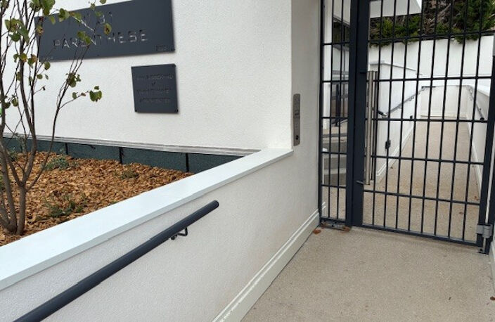 Appartement T2 avec belle vue dégagée sur le Rocher de Vitro — photo 2
