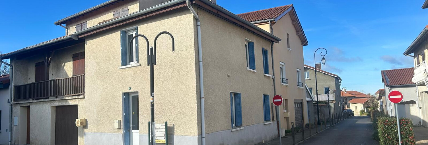 Maison 2 Pièces 77 m² à vendre à Saint-Médard-en-Forez (42330)