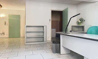 Bureau  65 m² à louer à Salon-de-Provence (13300)