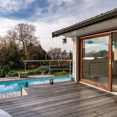 Maison 8 pièces 2300000 €