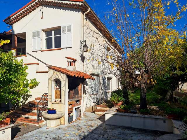 QUARTIER EUROPE | VILLA 7 PIÈCES DE 175 M² – TERRAIN DE 544 M² — photo du bien