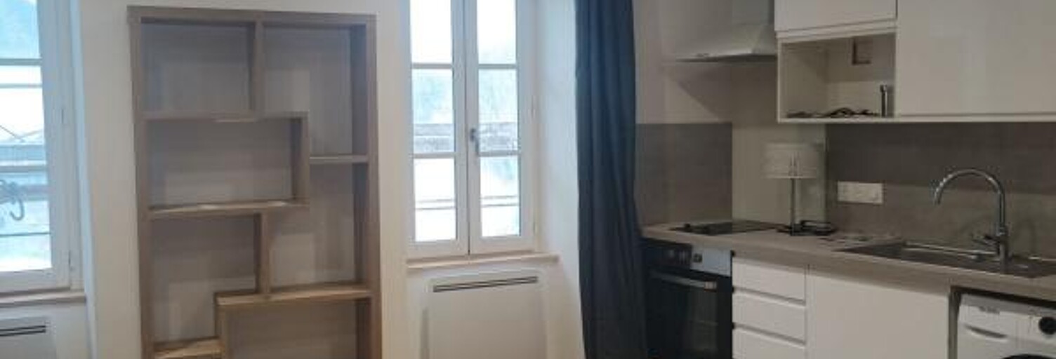 Appartement 1 Pièce 23 m² à louer à Saint-Jean-d'Angély (17400)
