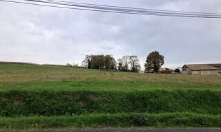 Terrain  1074 m² à vendre à Saint-Savin (33920)