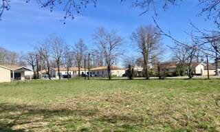 Terrain  1024 m² à vendre à Saint-Médard-en-Jalles (33160)