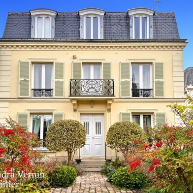 Maison 9 pièces 2300000 €