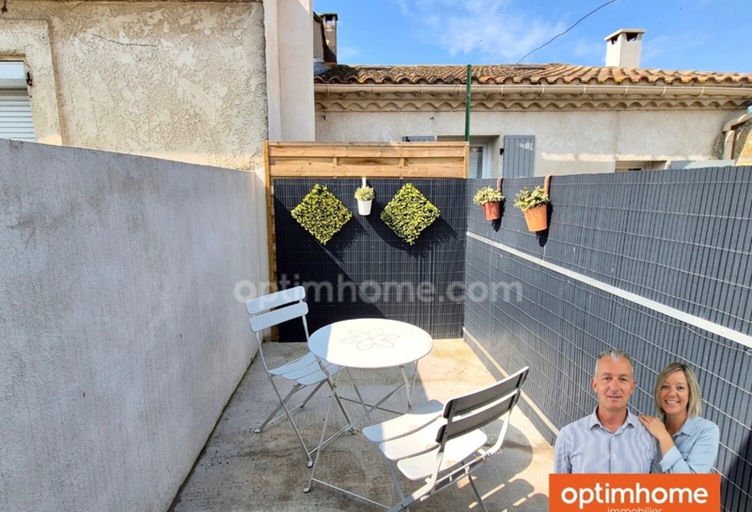 AIGUES-MORTES – Appartement P3 lumineux avec terrasse, à deux pas des Remparts — photo 1