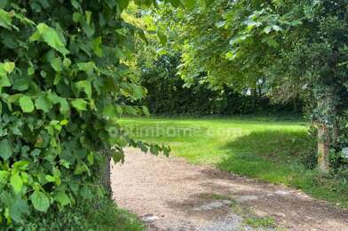 Terrain  372000 €