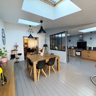 Maison 6 pièces 277000 €