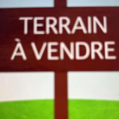 Terrain  44500 €
