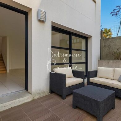 Maison 4 pièces 325500 €