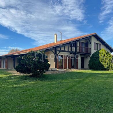 Maison 8 pièces 450000 €