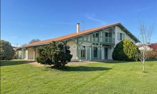 Maison 8 Pièces 210 m² à vendre à Saint-Étienne-d'Orthe (40300)