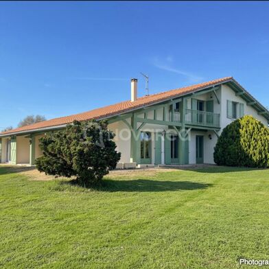 Maison 8 pièces 450000 €