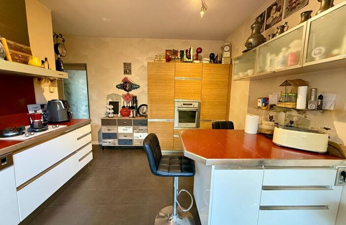 Maison Commelle Vernay 6 pièces 198 m2 - 425 000 — photo 5