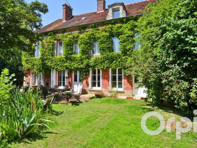 Maison À Vendre — photo du bien