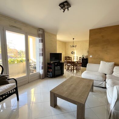 Appartement 4 pièces 210000 €