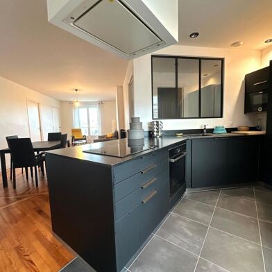 Appartement 4 pièces 263000 €