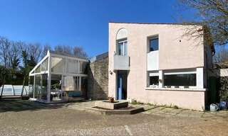 Maison 5 Pièces 196 m² à vendre à Breuil-Magné (17870)