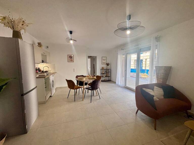 Appartement T3 avec terrasse et parking — photo 1