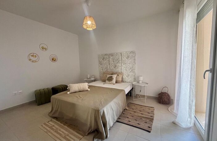 Appartement T3 avec terrasse et parking — photo 3