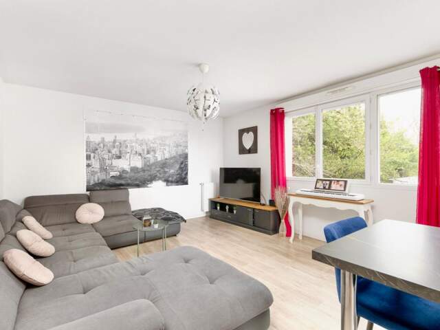 Toulouse Ramonville Appartement de type 4 traversant avec terrasse doubles parkings — photo du bien