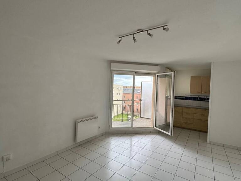 Appartement F2 avec balcon Sud, stationnement et ascenseur — photo 1