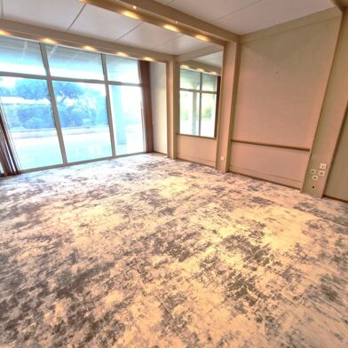 Commerce 1 pièces 367500 €