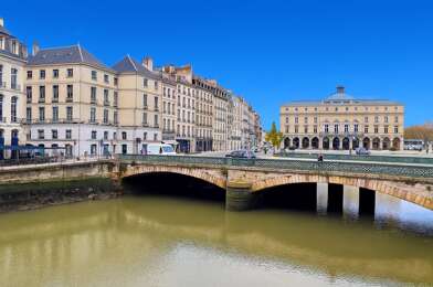 Appartement 3 pièces 374500 €