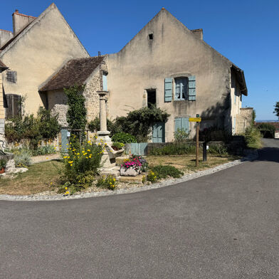 Maison 14 pièces 348000 €