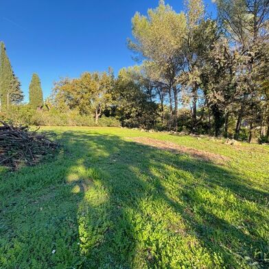 Terrain  1090000 €