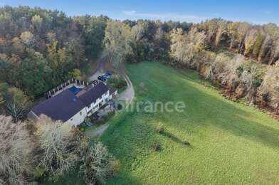 Maison 17 pièces 790000 €