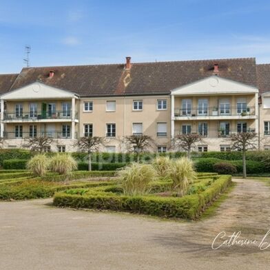 Appartement 6 pièces 285000 €