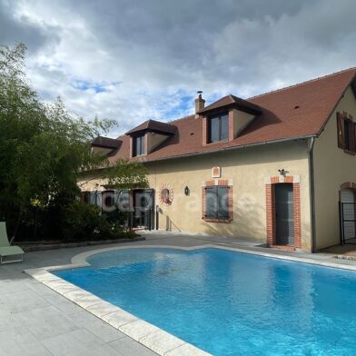 Maison 10 pièces 645000 €