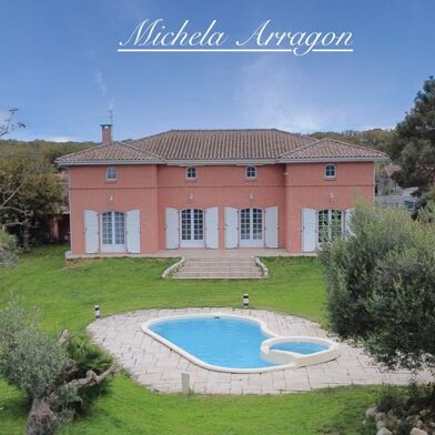 Maison 7 pièces 729000 €