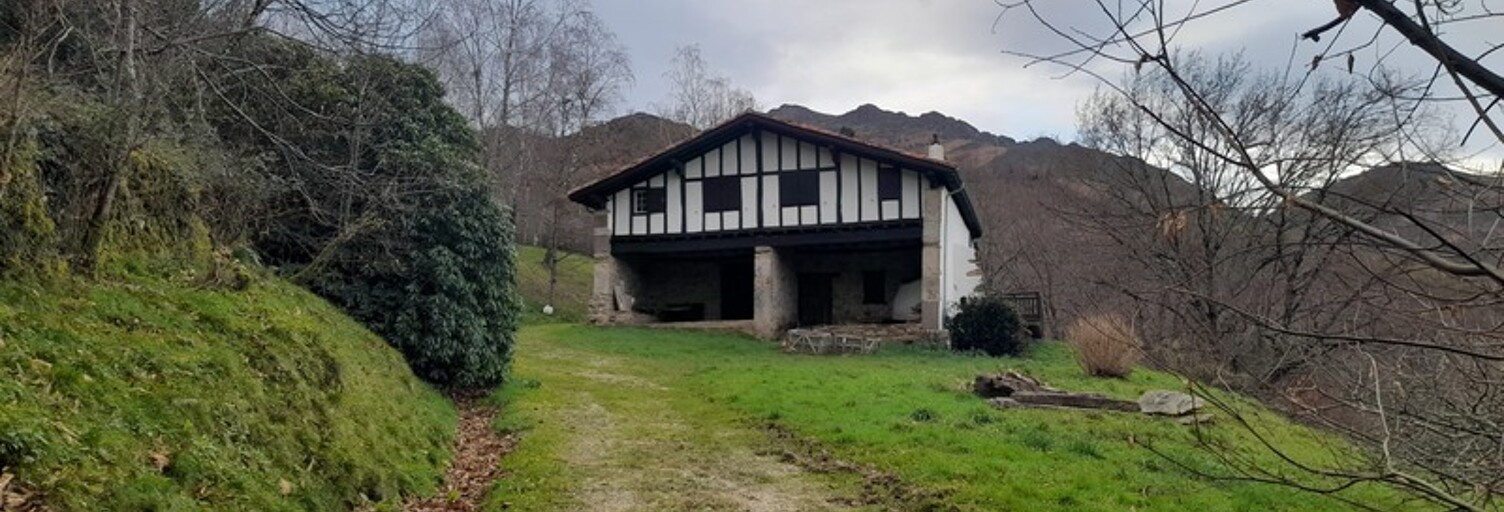 Maison 8 Pièces 220 m² à vendre à Sare (64310)