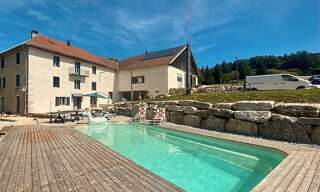 Maison 8 Pièces 280 m² à vendre à Plateau d'Hauteville (01110)