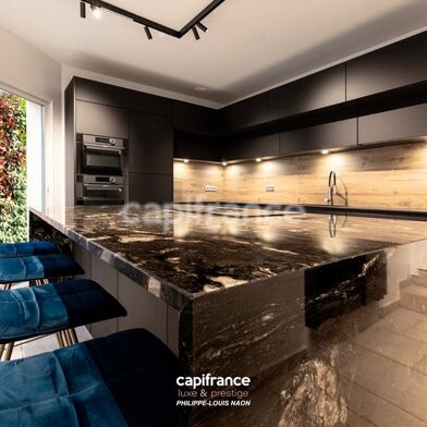 Maison 8 pièces 649900 €