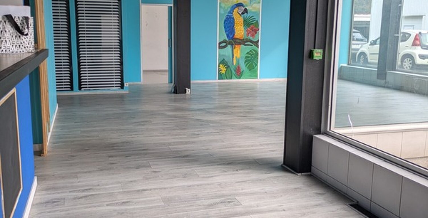 Dpt Isère (38), à louer SAINT MARTIN LE VINOUX local d'activité ou bureaux — photo 1