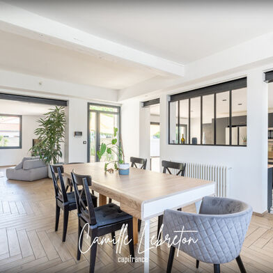 Maison 6 pièces 399000 €