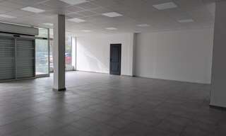 Commerce 4 Pièces 167 m² à vendre à Saint-Martin-le-Vinoux (38950)