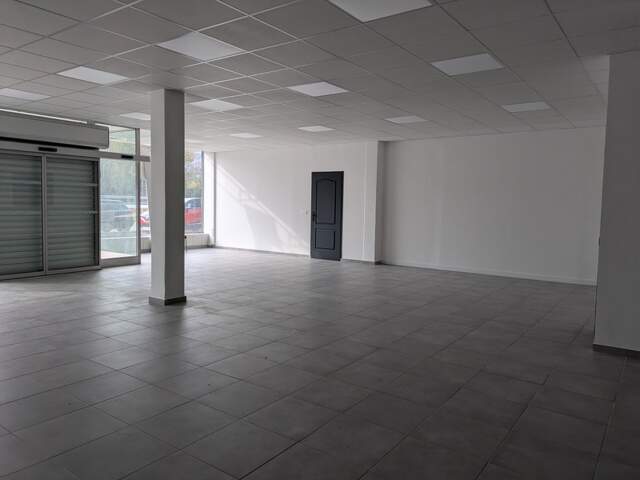 Local commercial 167 m² à vendre SAINT MARTIN LE VINOUX (38) — photo du bien