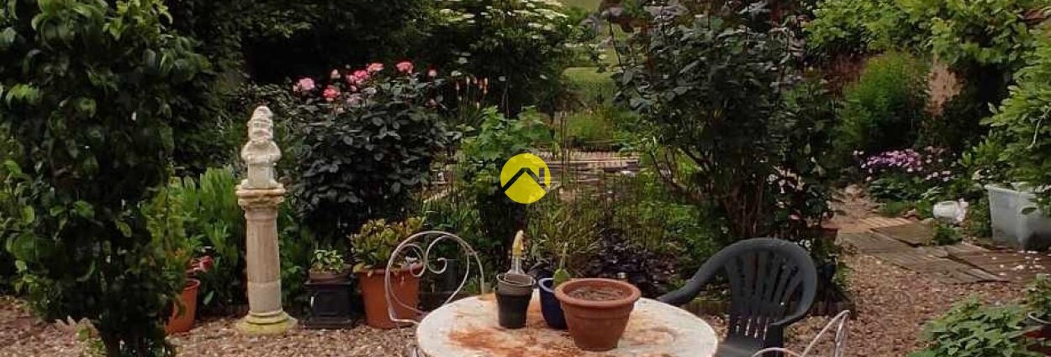 Maison 4 Pièces 71 m² à vendre à Bourbon-l'Archambault (03160)