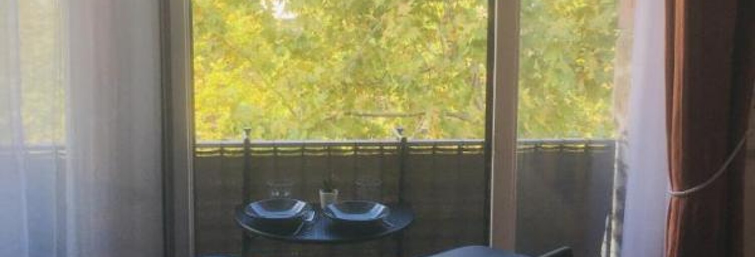 Appartement 2 Pièces 42 m² à louer à Marseille 2 (13002)