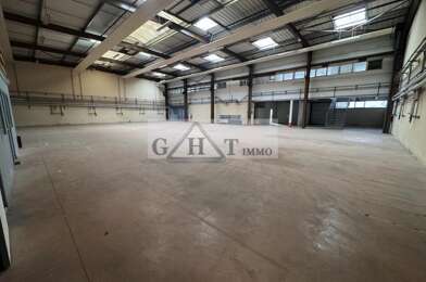 Local industriel  8500 €