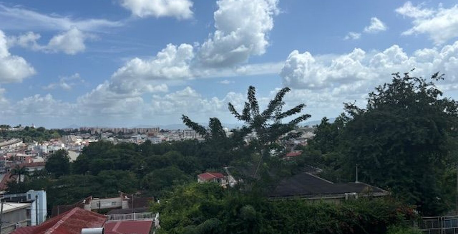 Appartement À Vendre — photo 1